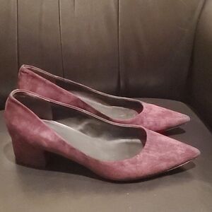 VIA SPIGA Eggplant Suede Heels - Size 8.5